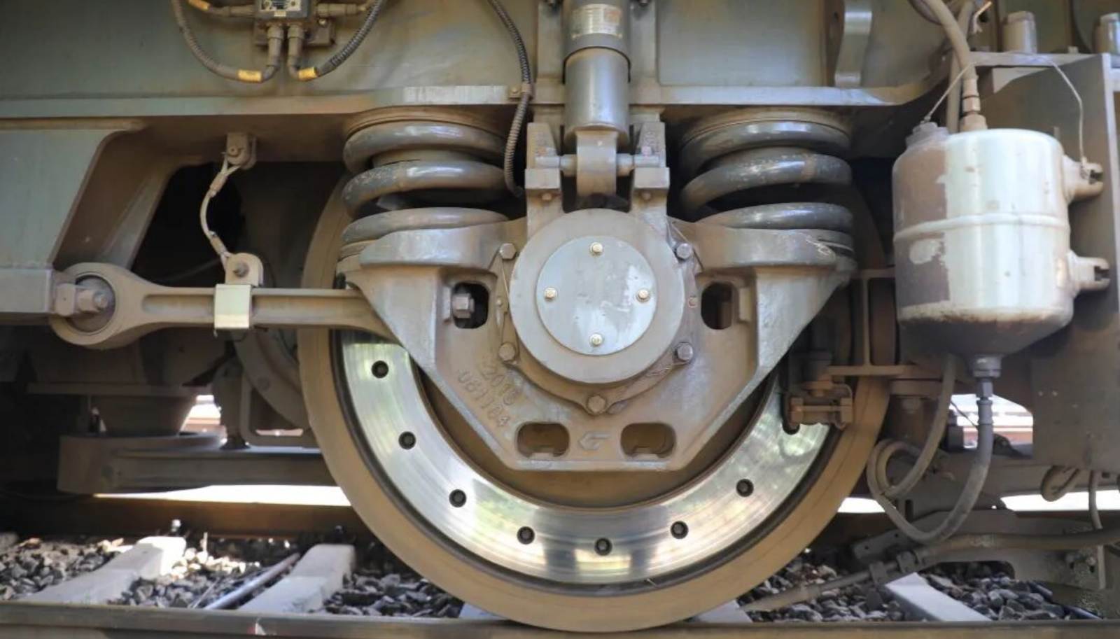 ¿Cuánto duran las ruedas del tren? Factores clave y guía de reemplazo